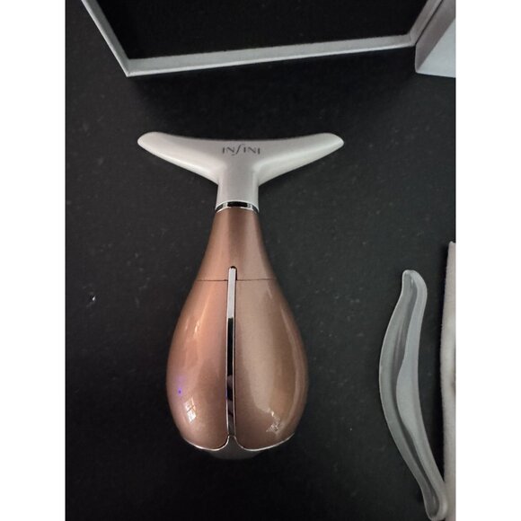 Infini Sonic Therapy Neck Wrinkle Double Chin Infrared Light & Radio Frequency - Picture 4 of 10